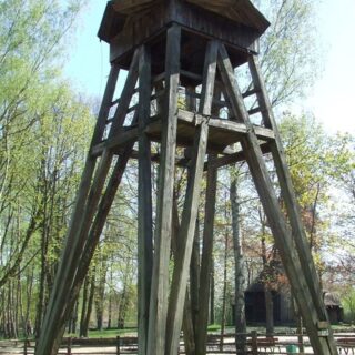 Dzwonnica ze wsi Kot.