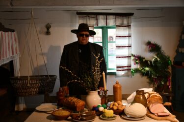 Spacer z etnografem pt. „Śladami zwyczajów Wielkanocnych Warmii i Mazur”, zorganizowany w ramach Olsztyneckiego Jarmarku Wielkanocnego.