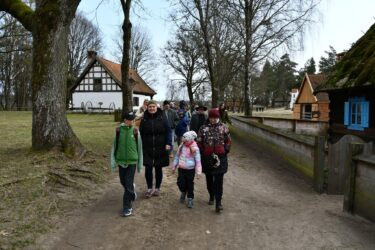 Spacer z etnografem pt. „Śladami zwyczajów Wielkanocnych Warmii i Mazur”, zorganizowany w ramach Olsztyneckiego Jarmarku Wielkanocnego.